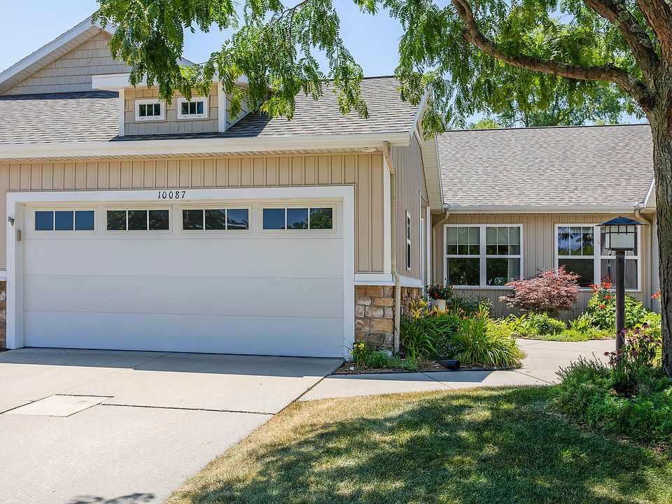 1st image of 10087 S Crossroad Cir SE #12