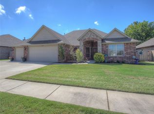 1428 E 135th Pl, Glenpool, OK 74033