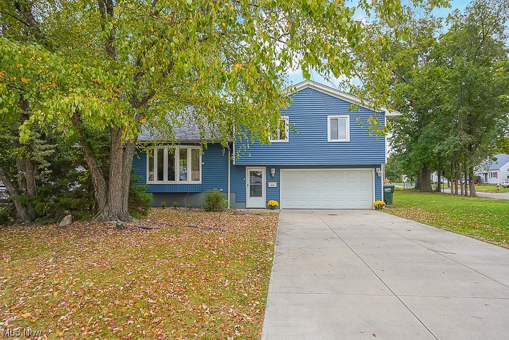 23780 Devoe Ave photo 1