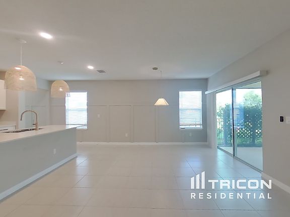 3rd image of 8989 Royal River Cir