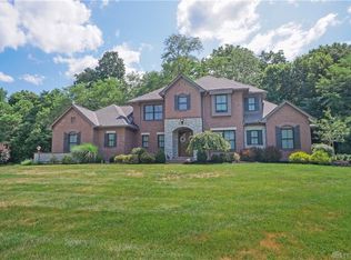 3040 Falcon Ridge Dr, Lebanon, OH 45036