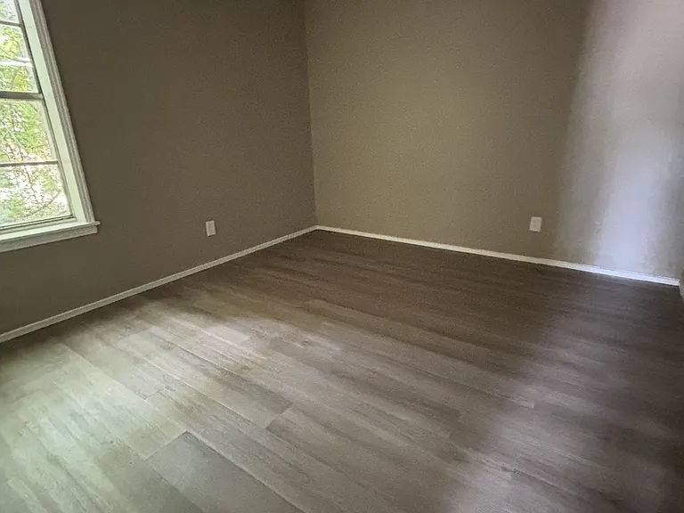 914 Monroe St #1 — Photo 5
