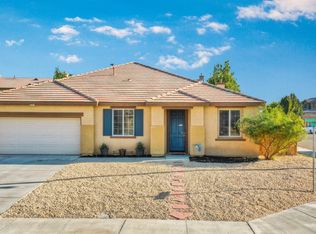 2418 Bavarian Ave, Rosamond, CA 93560