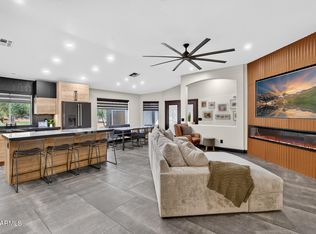 1921 E Siesta Ln, Phoenix, AZ 85024