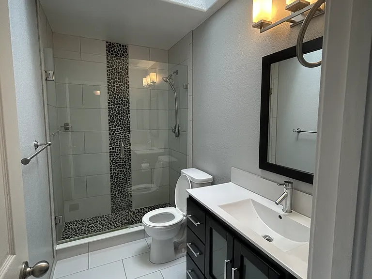 2203 Merlot Ct — Photo 9