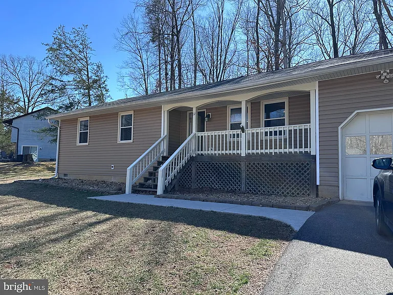 32 Vista Woods Rd — Photo 2