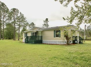 3439 Cavalry Ln, Glen Saint Mary, FL 32040