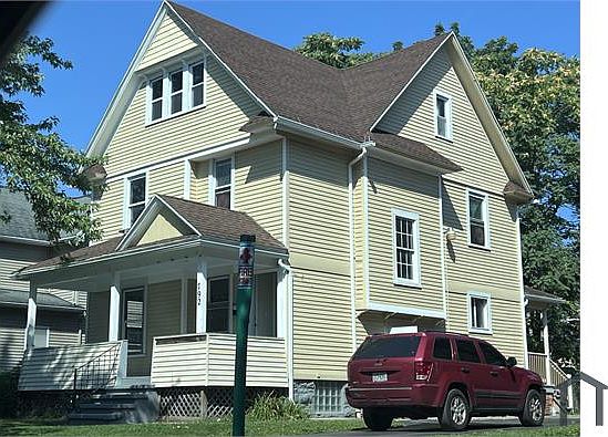 2nd image of 792 Garson Ave #2