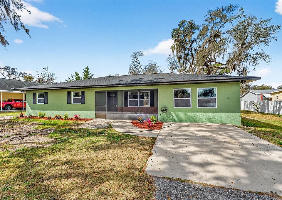 1st image of 4221 Burrows Rd