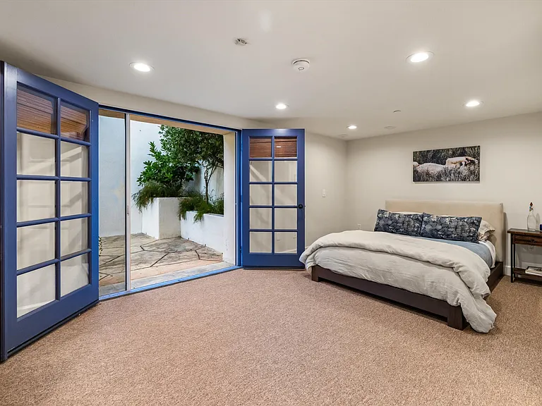 805 Park Hill Ln — Photo 25