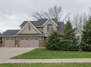 7671 Bingham Ave, Kalamazoo, MI 49009