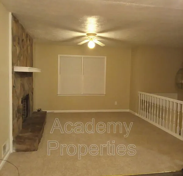 3122 Dempsey Pl — Photo 3