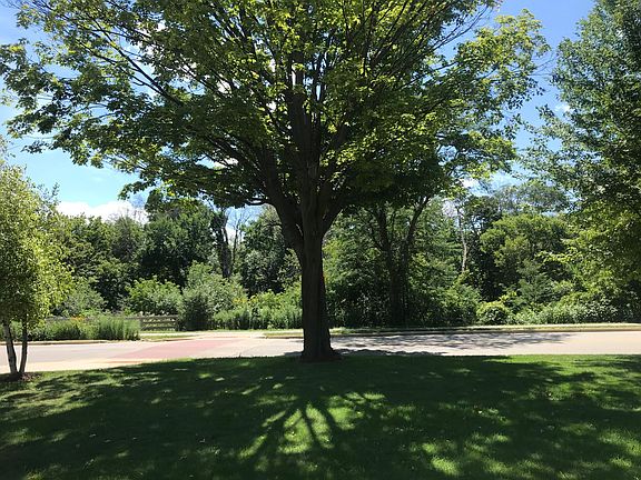 2nd image of 2202 N Menomonee River Pkwy
