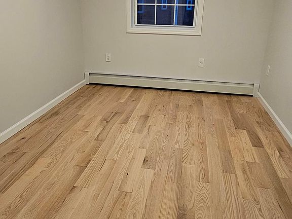 4th image of 2351 Stuart St Floor 2