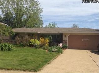 1724 Urban Cir, Lorain, OH 44053