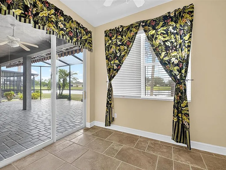 1039 Emerald Dunes Dr — Photo 37