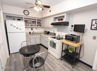1 Alabama Ct #820, Matawan, NJ 07747