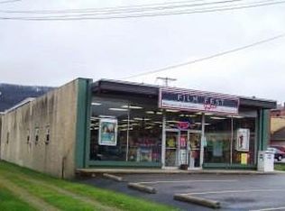 1281 Otter St, Franklin, PA 16323