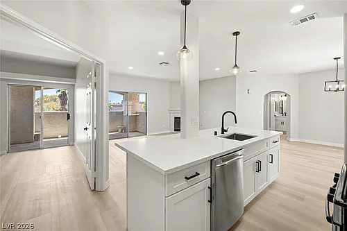 6821 Santa Isabel Ave #201 Photo 1