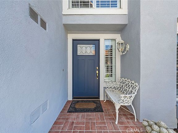 4th image of 2162 Russell Dr
