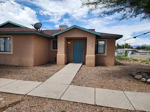 1331 N Gila St #1104 Photo 1