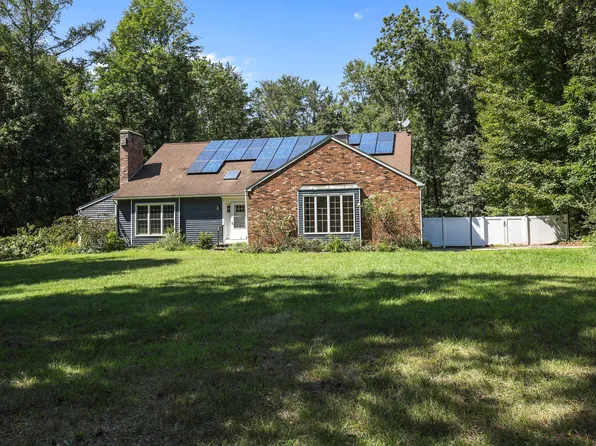 740 Wrights Crossing Road, Pomfret, CT 06259