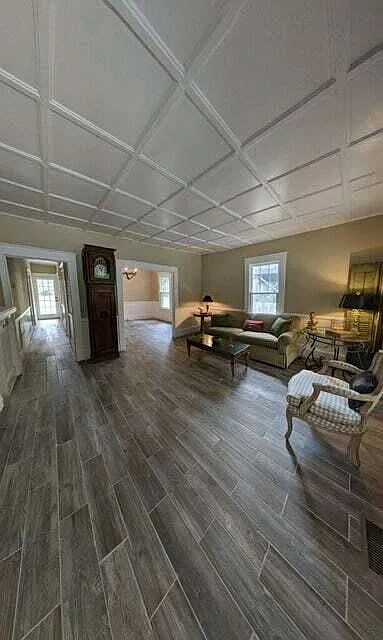 2 bed, 1.0 bath, 950 sqft, $2,000 — Photo 3