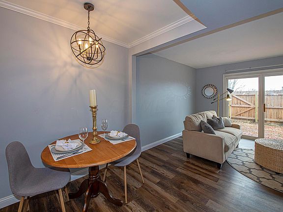 5th image of 1355 Bluff Ave #11