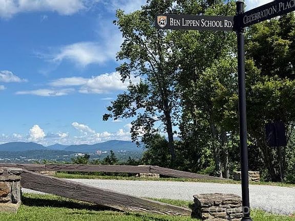 3rd image of 49 Ben Lippen School Rd