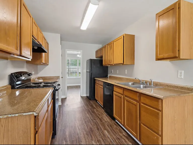 7712 Autry Cir #204 — Photo 13
