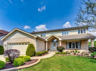 1351 N Ashley Ln, Addison, IL 60101