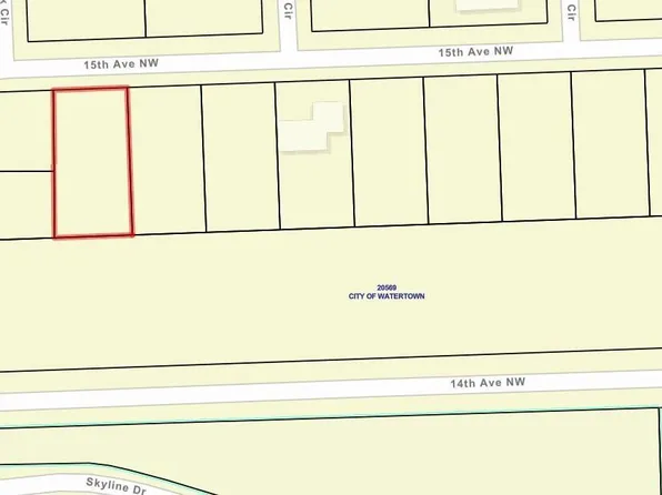 15th St NW, Watertown, SD 57201