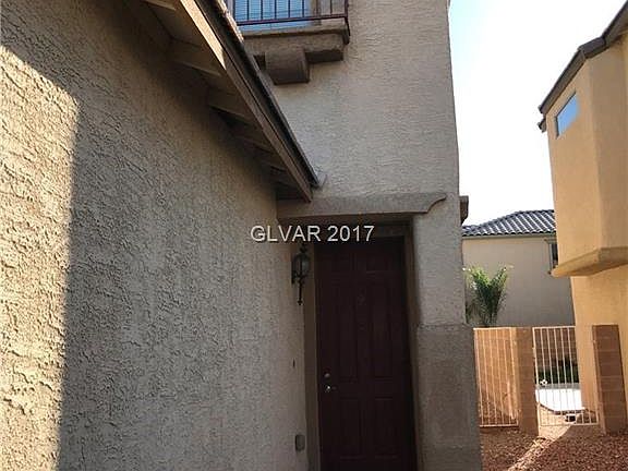 2nd image of 3570 Chelsea Grove St
