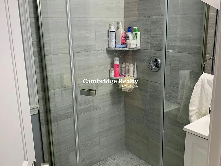 91 Munroe St #2 — Photo 11