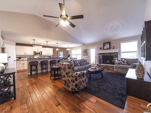 716 N Blazing Star Dr. Lawrence, KS listing photo #2