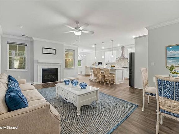 4th image of 179 Caroline Ct.