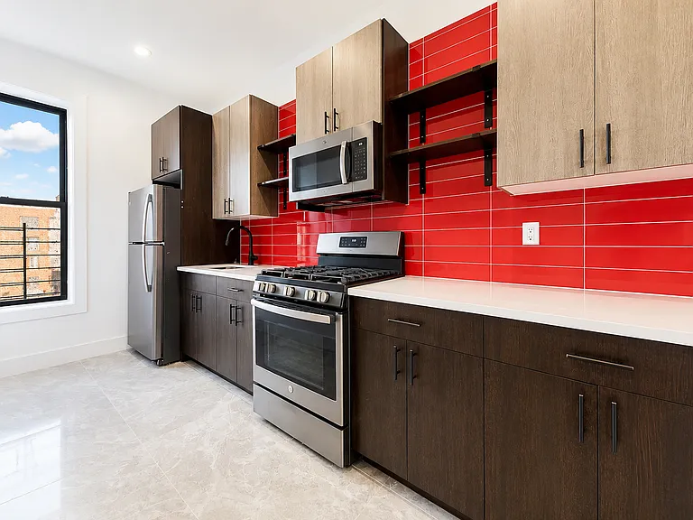 279 Kosciuszko St #401 — Photo 1