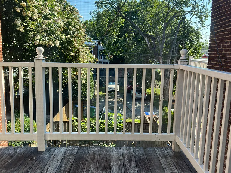 2706 E Broad St — Photo 18