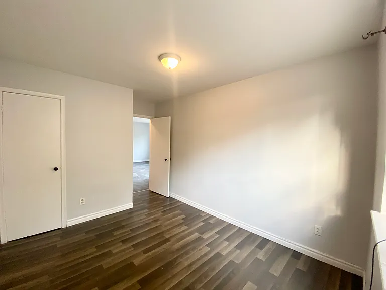 127 Scarlett Rd #4 — Photo 15