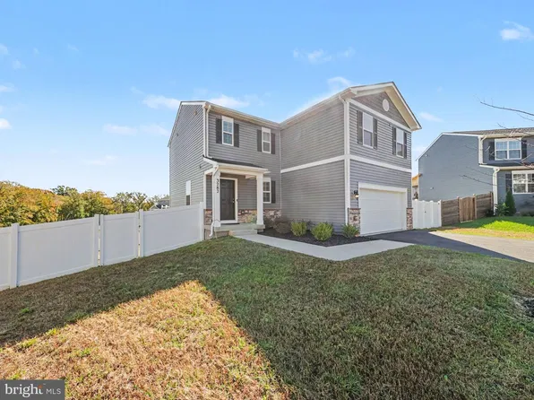 3282 White Tail Dr, Locust Grove, VA 22508