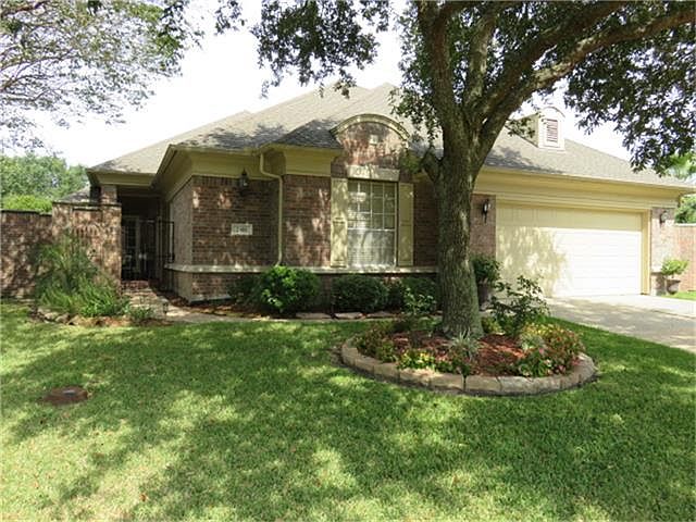 1st image of 2416 Fairway Pointe Dr
