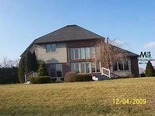 2nd image of 40540 E Emerald Ln