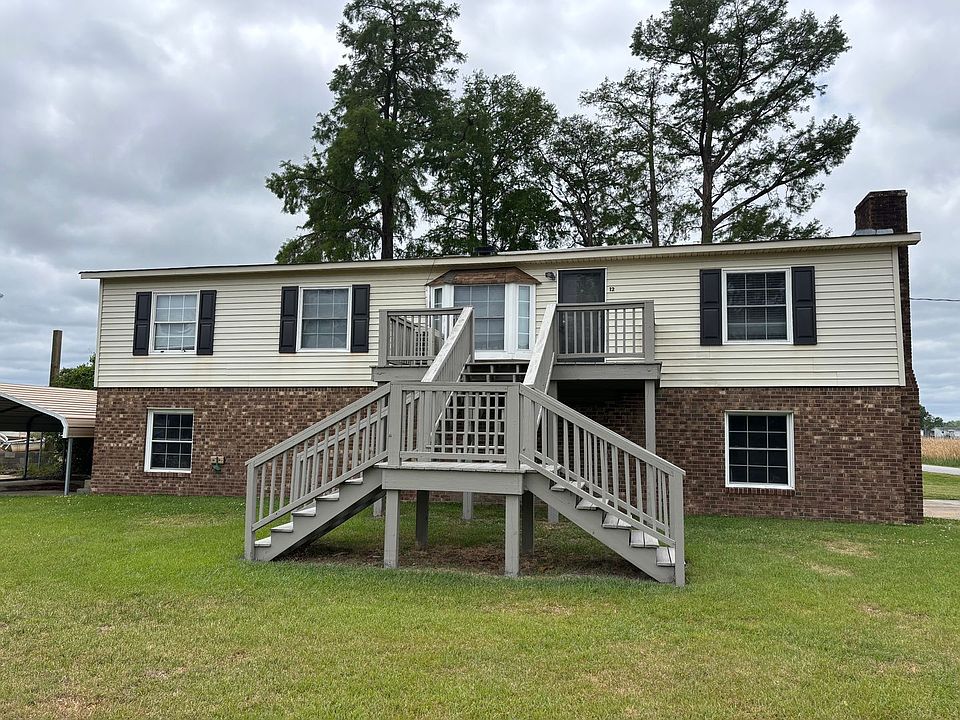 1st image of 12 Blackbird Ln