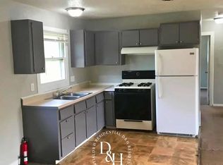 504 Arctic St APT 4, Buchanan, MI 49107