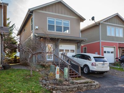2855 Cottage Ln, Hood River, OR, 97031