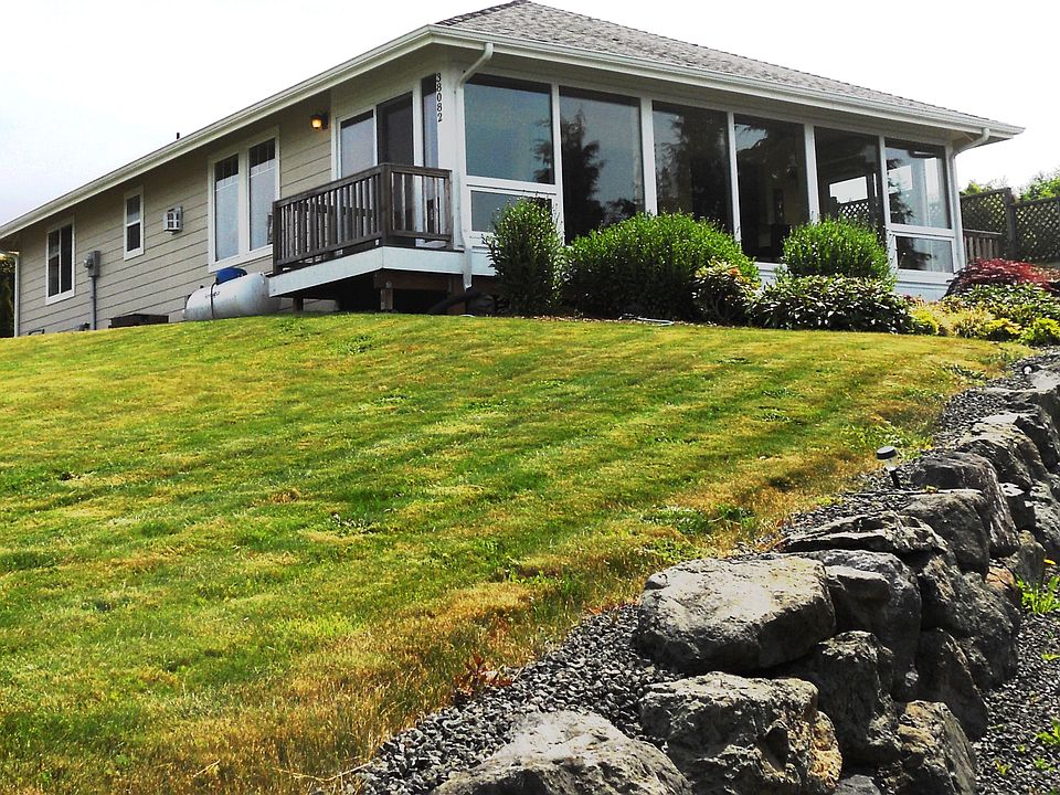 1st image of 38082 NE Alder Pl