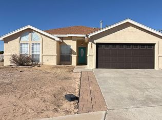 5147 Emerald St, Las Cruces, NM 88012