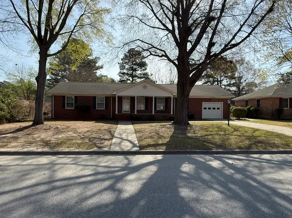 320 Prince Rd, Greenville, NC 27858