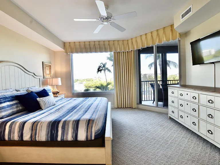430 Cove Tower Dr #1-302-1 — Photo 11