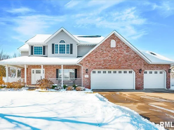 30 Newport Ct, Morton, IL 61550